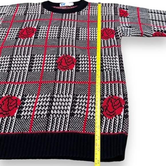 Vintage 80s Rose Plaid Floral Sweater Women’s Size XS Black Red Houndstooth - Picture 12 of 15